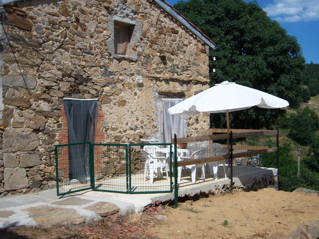 Gite Chez Coste Gilles Saint-Privat-du-Dragon 객실 사진